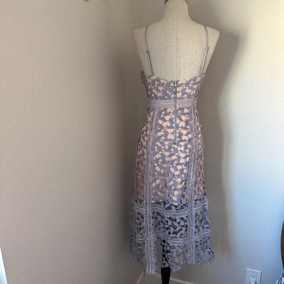 Anthropologie HD In Paris Lace Midi Dress V Neck Spaghetti Straps Grey Pink Colo - Picture 3 of 9